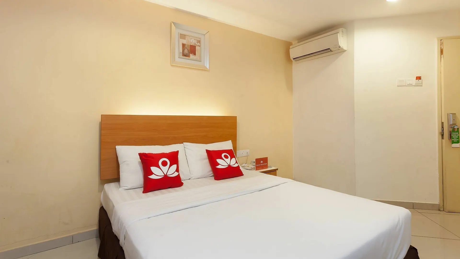 **  Zen Rooms My Hotel @ Sentral Kuala Lumpur Malaysia